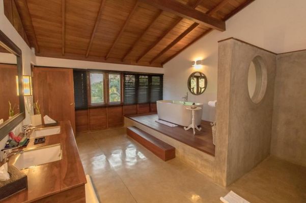 Kings Pavilion Luxury Hotel
