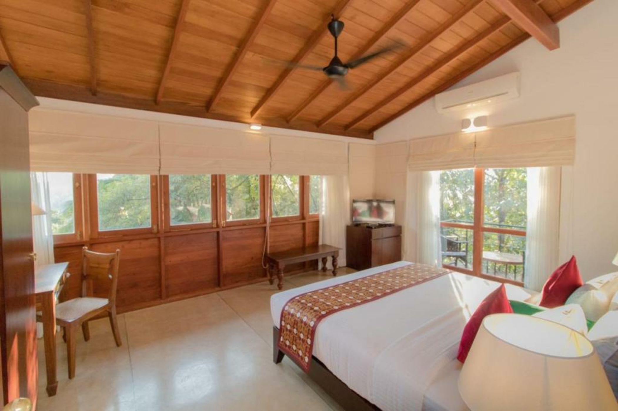 Kings Pavilion Luxury Hotel