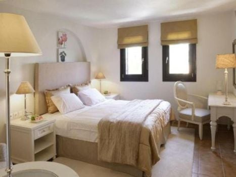 Aegean Suites, Santikos Collection