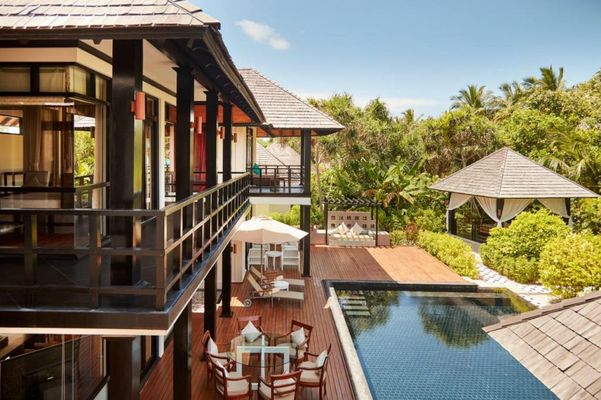 Sun Siyam Iru Fushi with Free Transfer