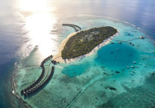 Sun Siyam Iru Fushi with Free Transfer