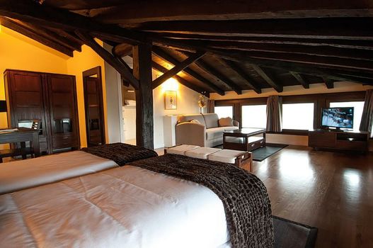 Hotel Torre Zumeltzegi
