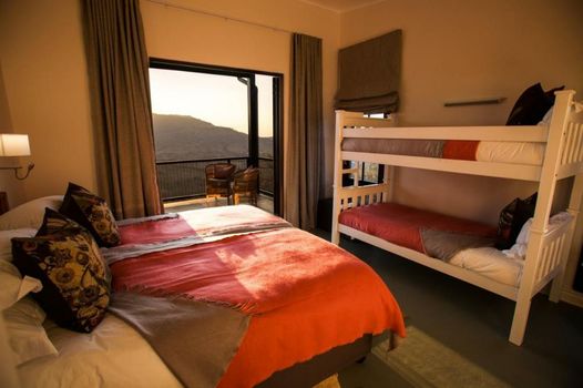 Three Tree Hill Lodge