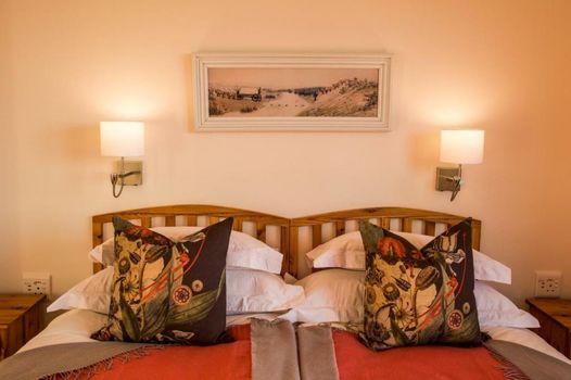 Three Tree Hill Lodge