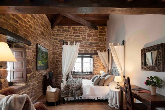 Hotel La Corte de Lugás