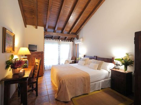 Hotel La Corte de Lugás