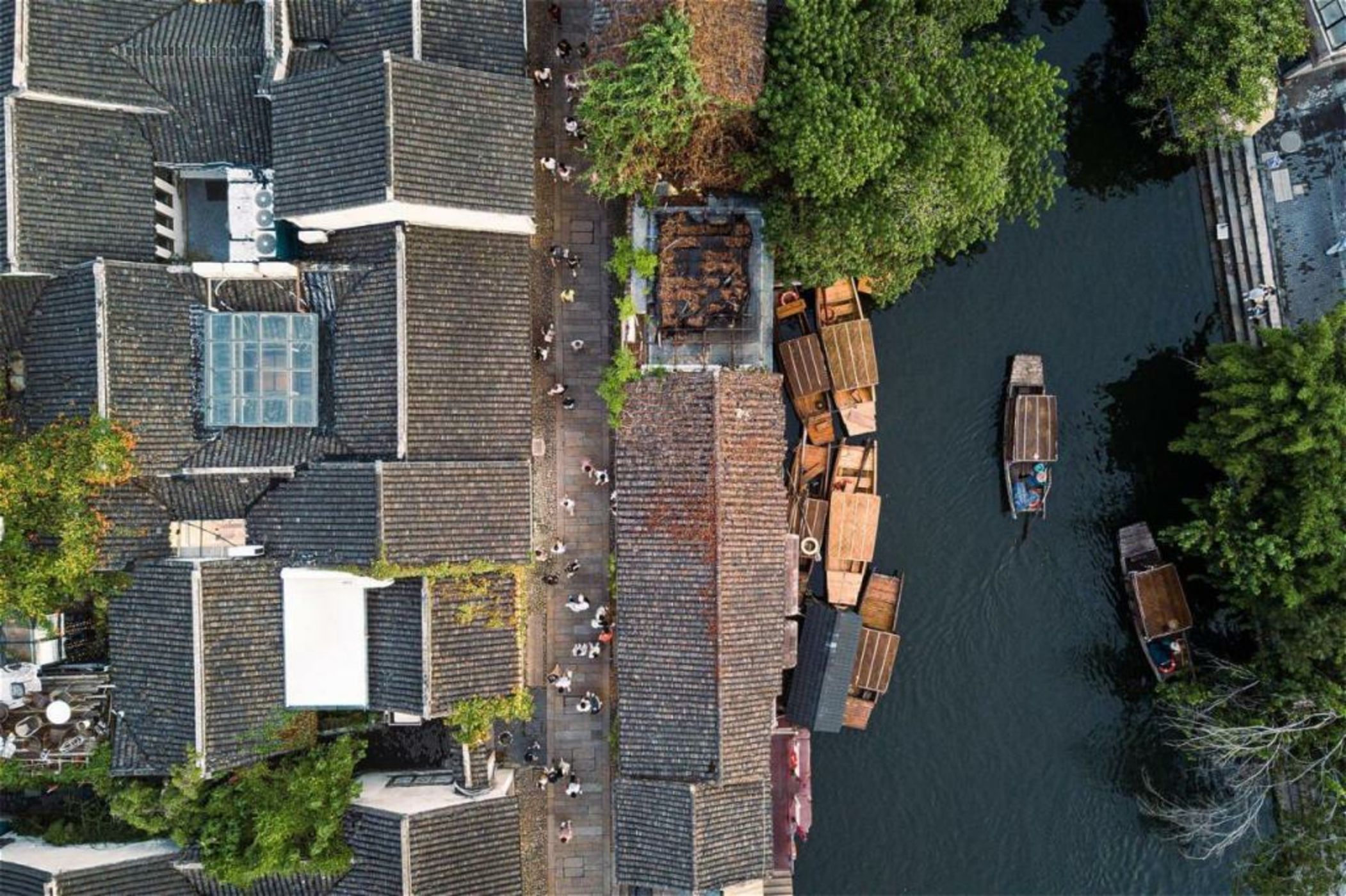 W Suzhou - Jinji Lake