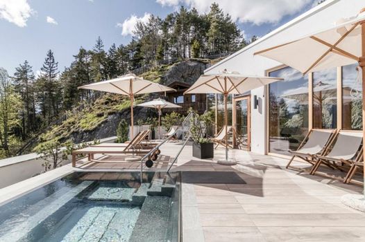 NIDUM - Casual Luxury Hotel