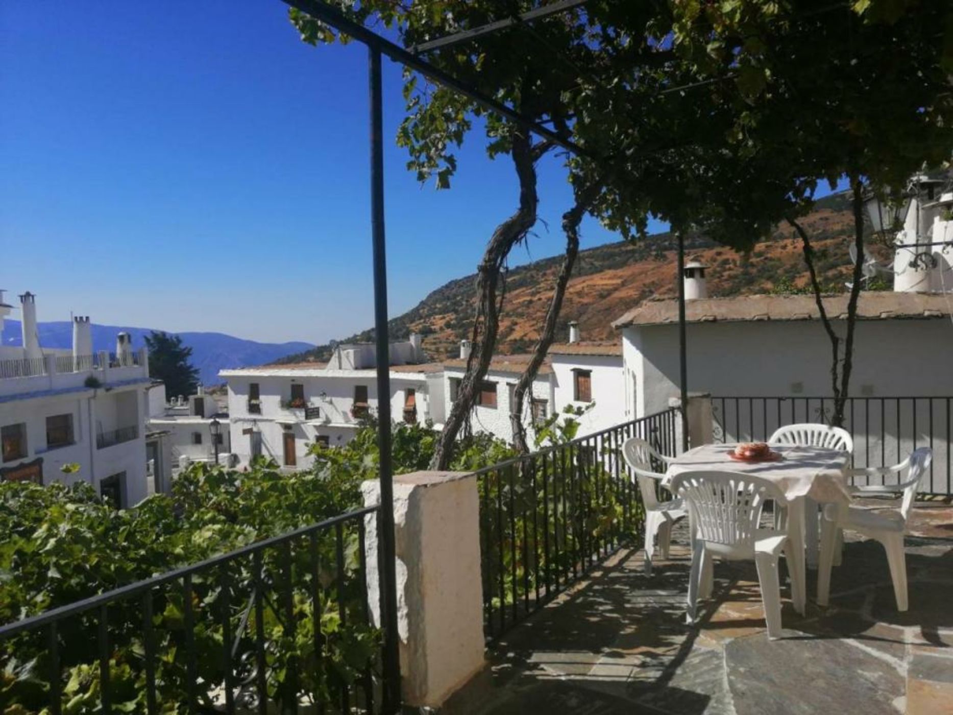 Apartamentos Rurales Las Chimeneas
