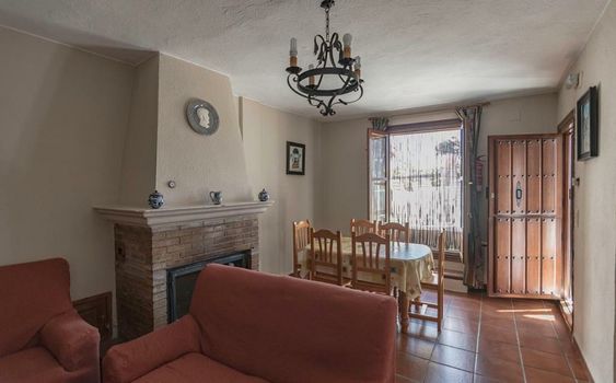 Apartamentos Rurales Las Chimeneas