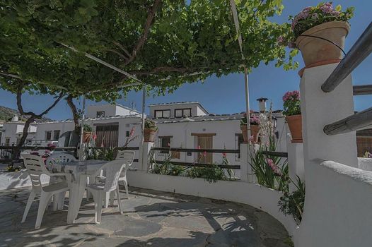 Apartamentos Rurales Las Chimeneas
