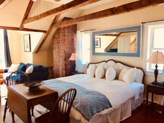 Treadwell Inn