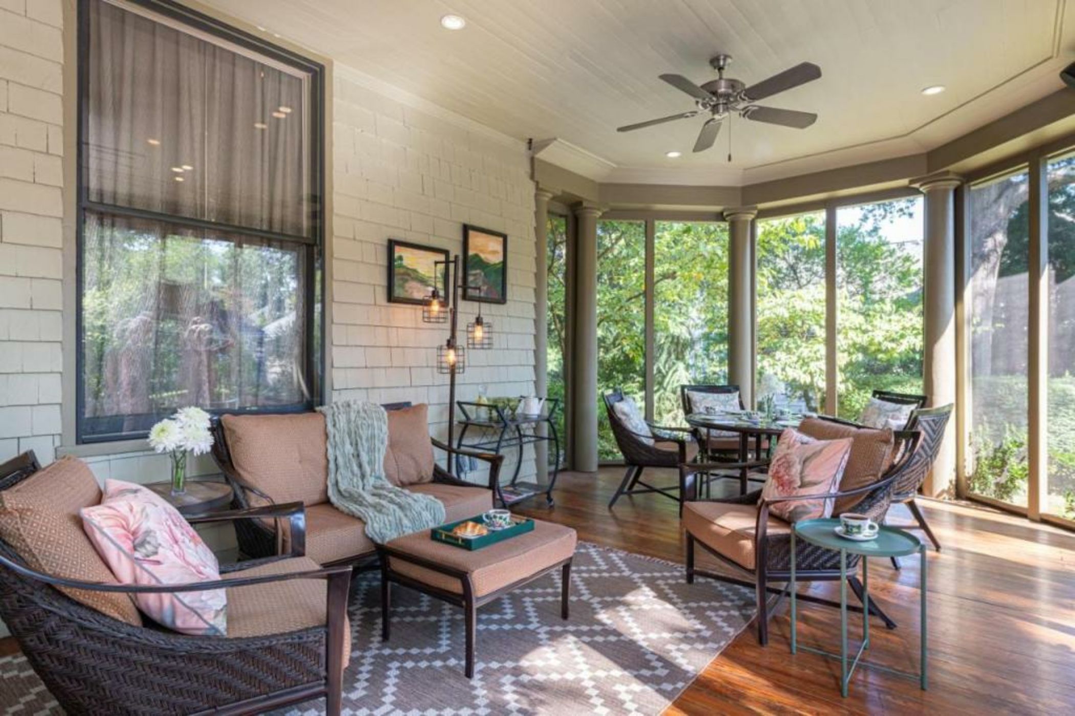 Stonehurst Place Bed & Breakfast