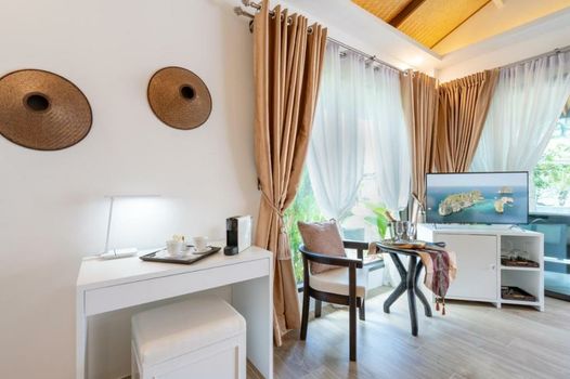 Lanta Palace Beach Resort & Spa - Adult Only