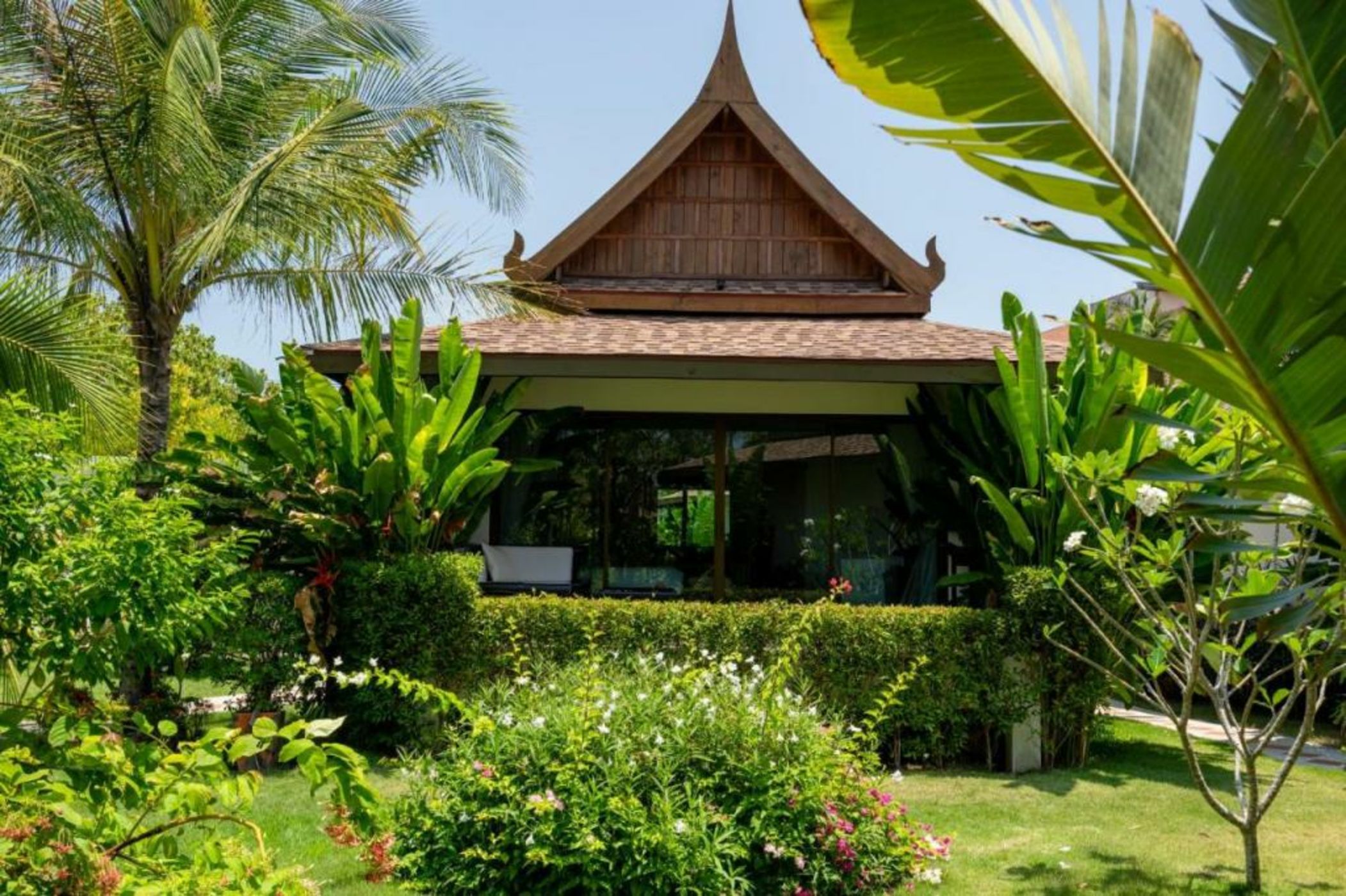 Lanta Palace Beach Resort & Spa - Adult Only