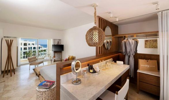 ME by Meliá Cabo - Adults Only
