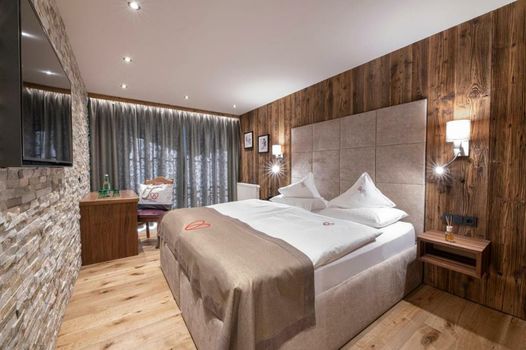 Superior Hotel Edelweiss