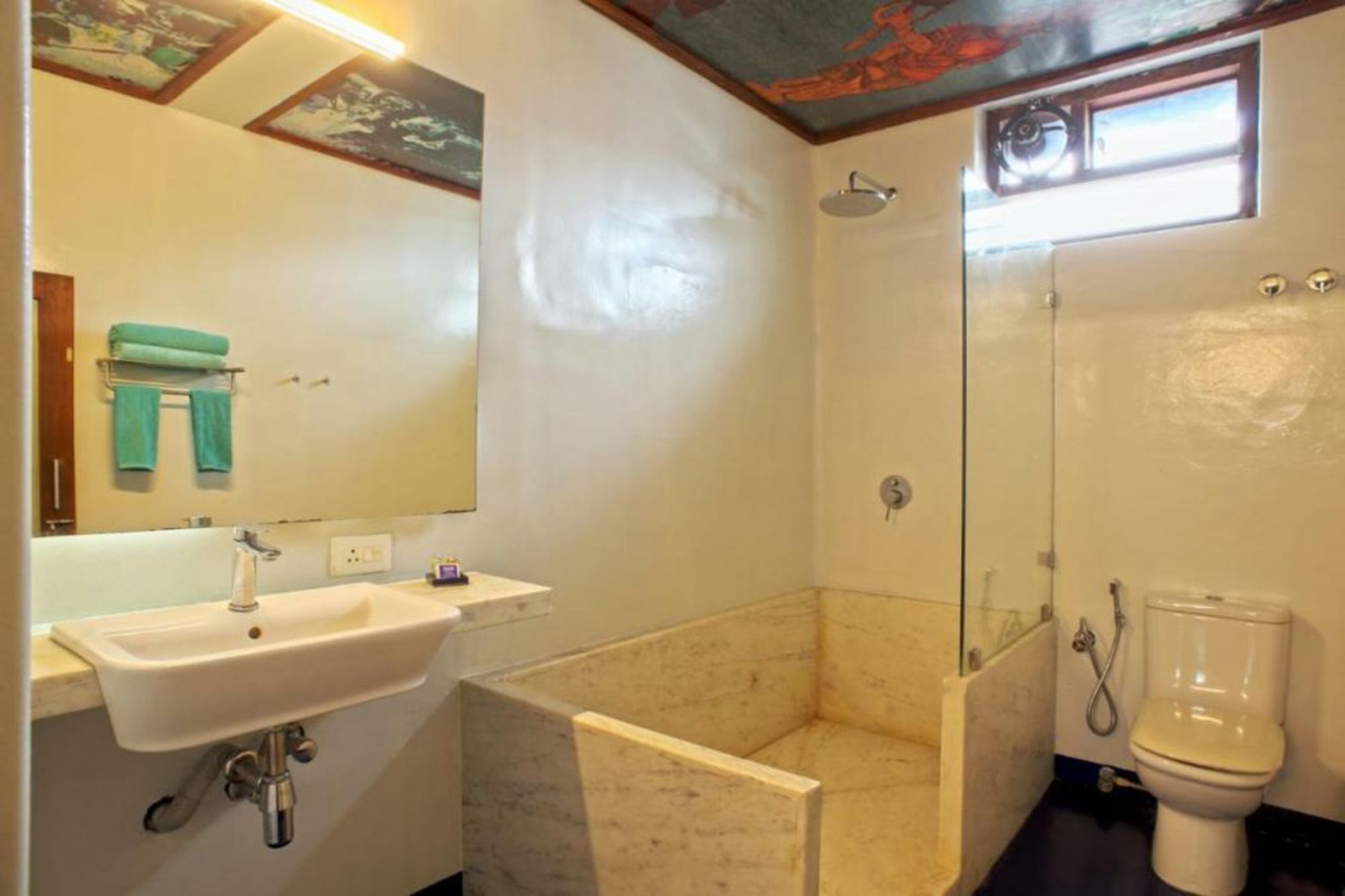 Tanjore Hi Hotel