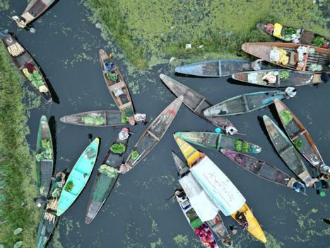 Sukoon Houseboat Dal Lake