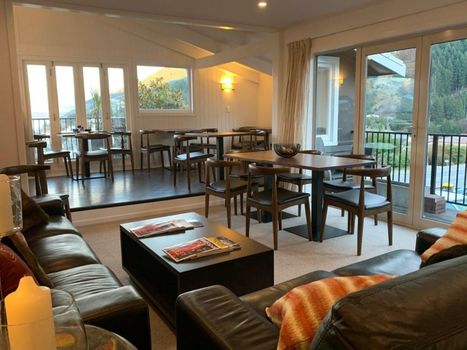 Queenstown House Bed & Breakfast and Apartments