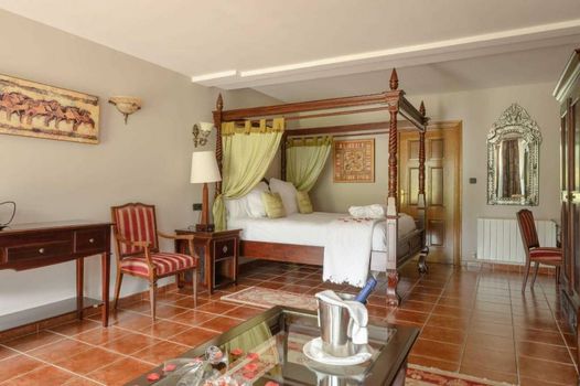 Hotel & Spa Etxegana