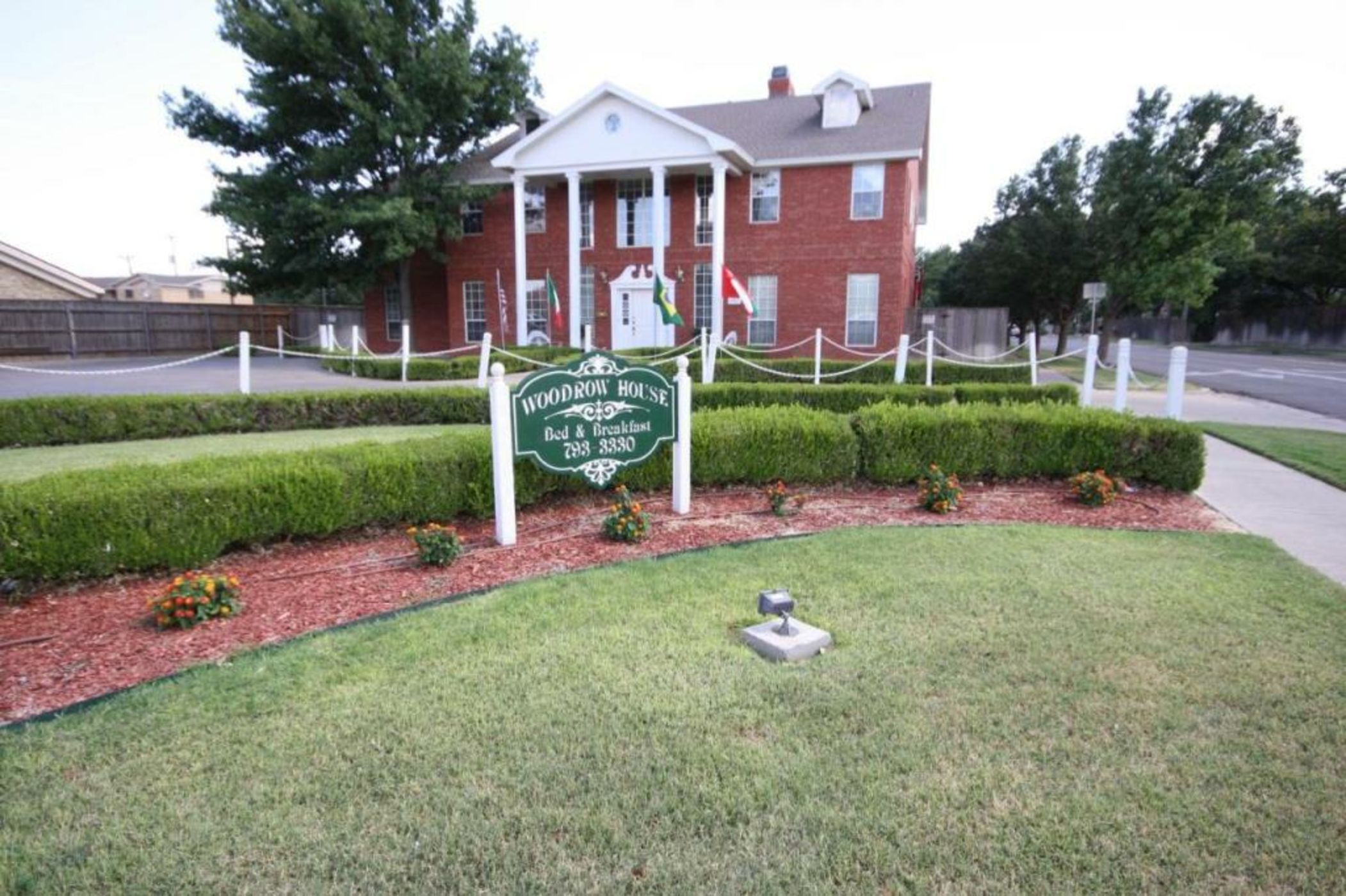 Woodrow House Bed & Breakfast