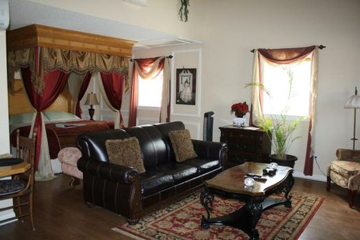 Woodrow House Bed & Breakfast