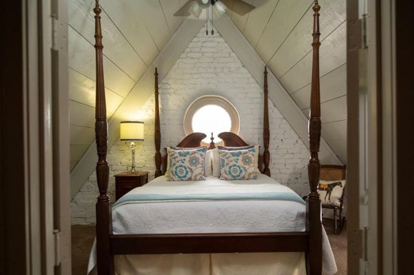 Inn at Woodhaven-In the Heart of the Bourbon Trail-Over 12 Distilleries Nearby
