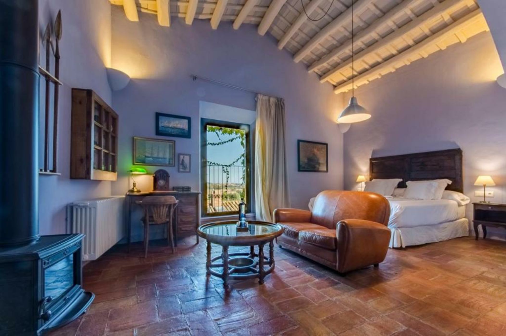 Encís d'Empordà -Adults Only-
