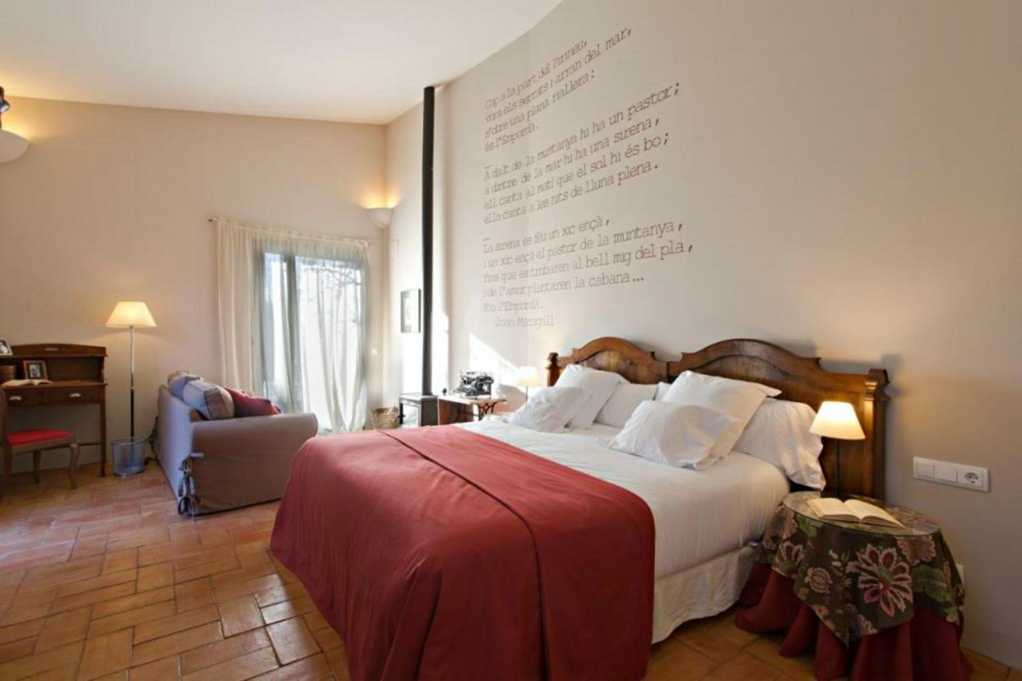 Encís d'Empordà -Adults Only-
