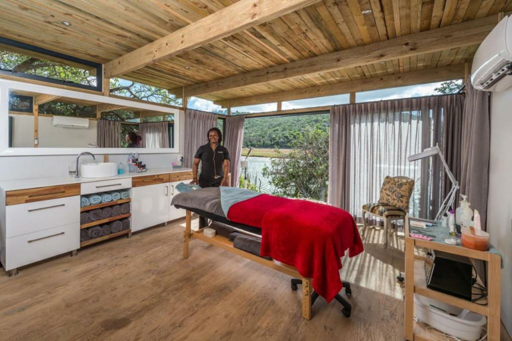 Kariega Game Reserve River Lodge