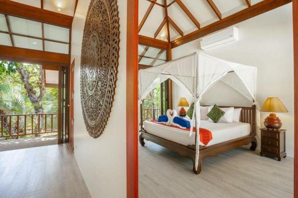 Koh Jum Beach Villas 