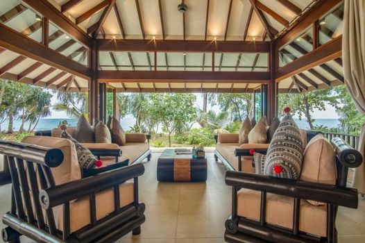Koh Jum Beach Villas 