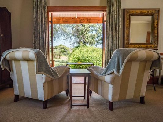 Leeuwenbosch Country House - Amakhala Game Reserve