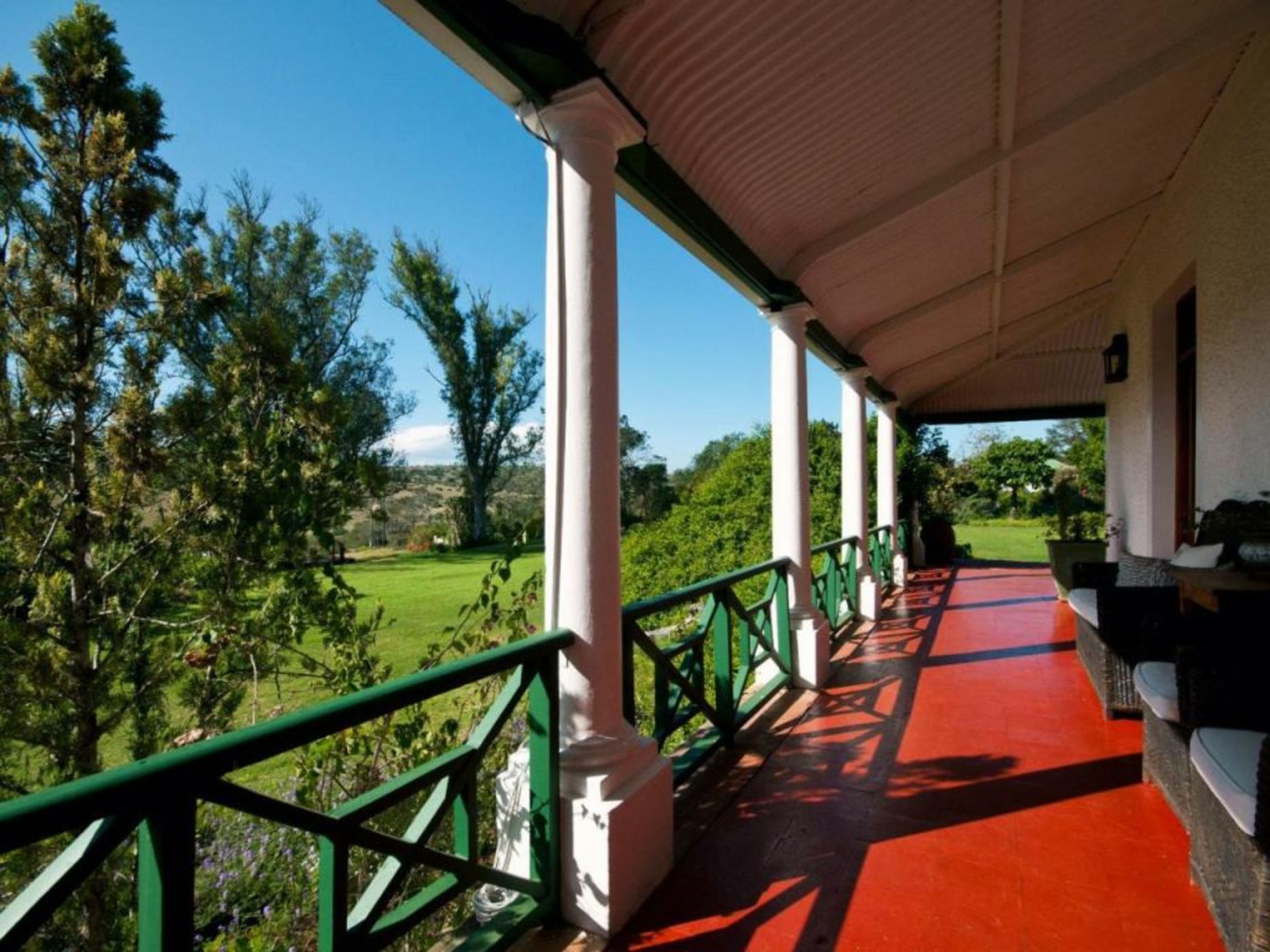 Leeuwenbosch Country House - Amakhala Game Reserve