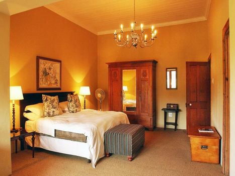 Leeuwenbosch Country House - Amakhala Game Reserve