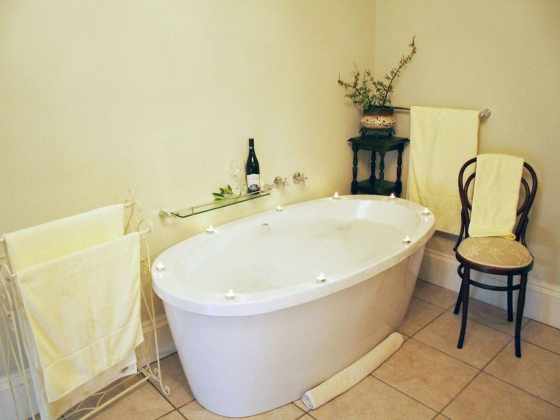 Leeuwenbosch Country House - Amakhala Game Reserve