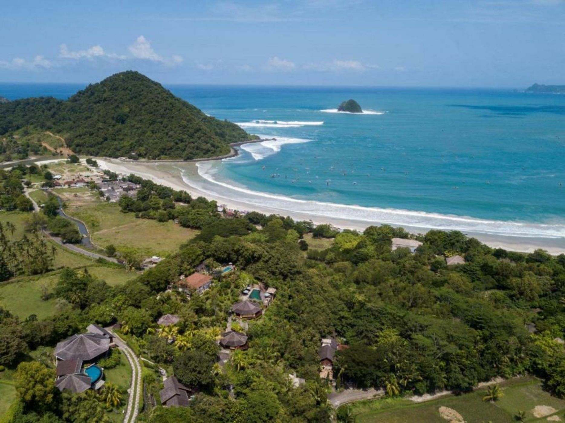 Sempiak Seaside Resort