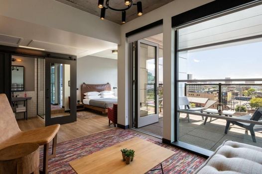 Moxy Minneapolis Downtown