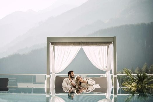 Stock Resort