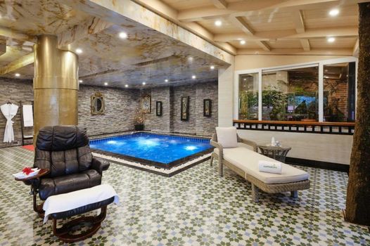 Mayfair Spa Resort & Casino