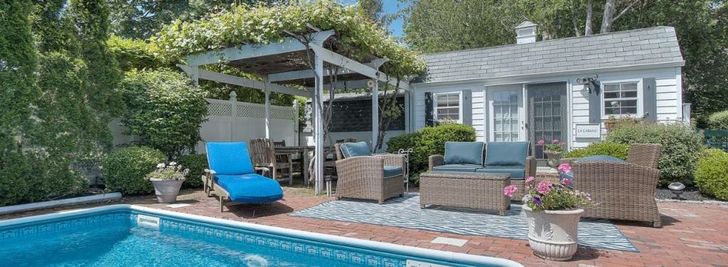 Harbor Knoll Bed and Breakfast
