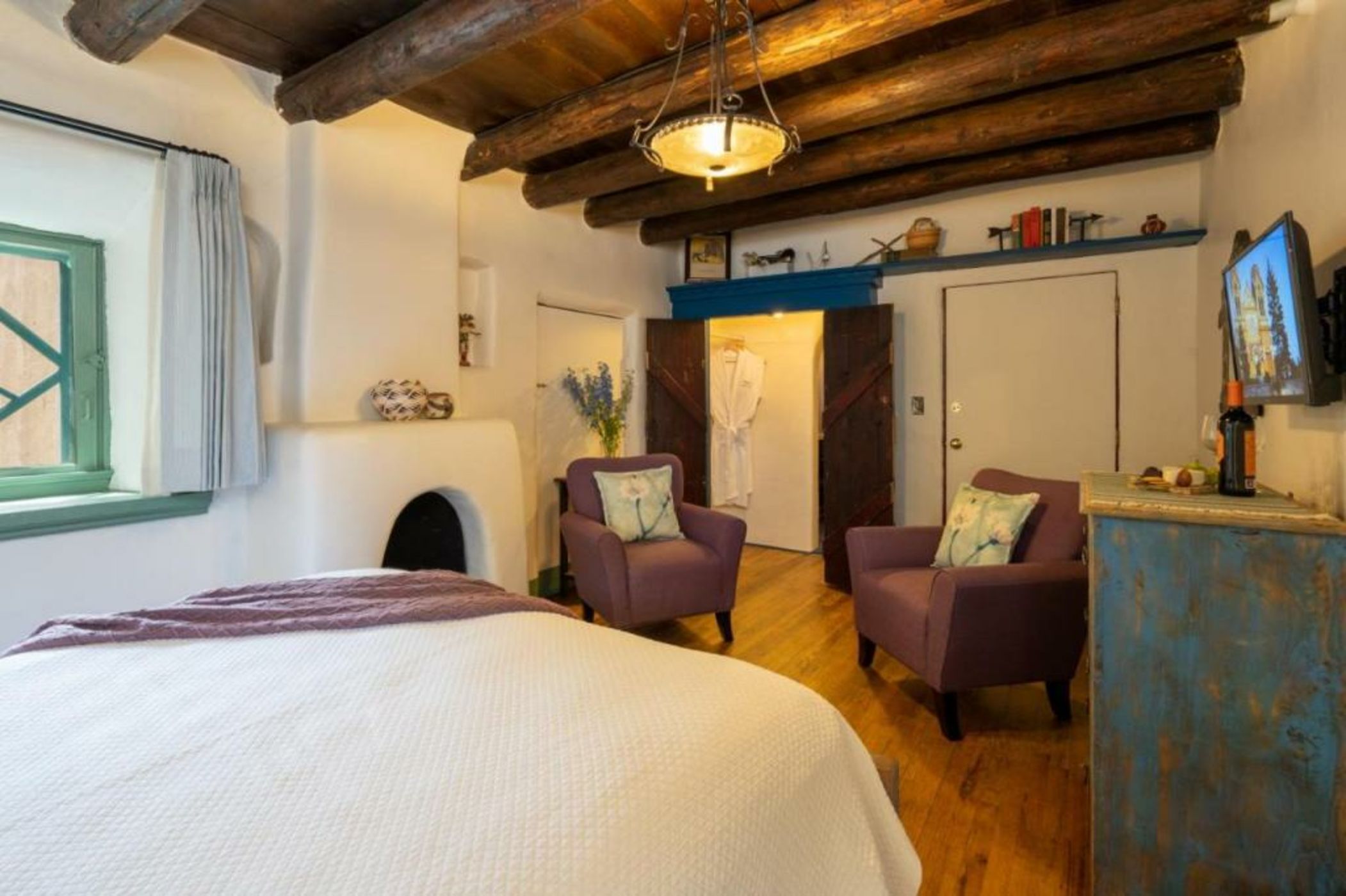 Inn of the Turquoise Bear