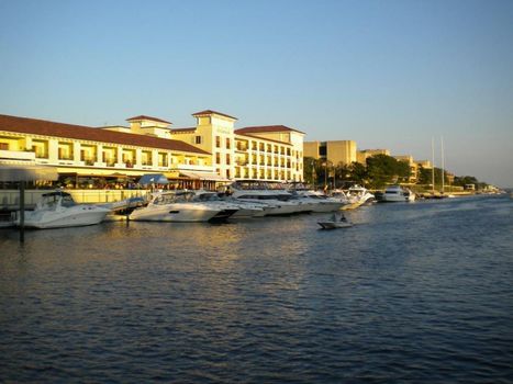 Delamar Greenwich Harbor