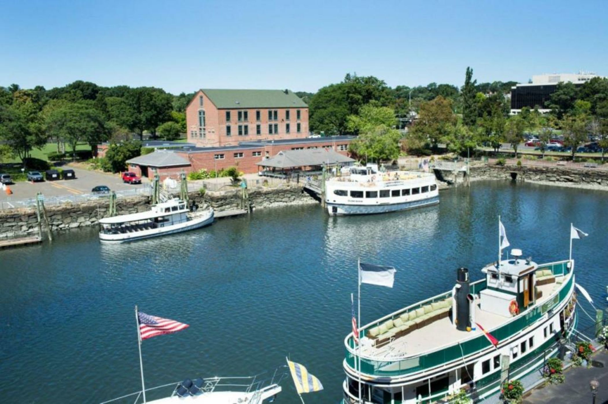 Delamar Greenwich Harbor