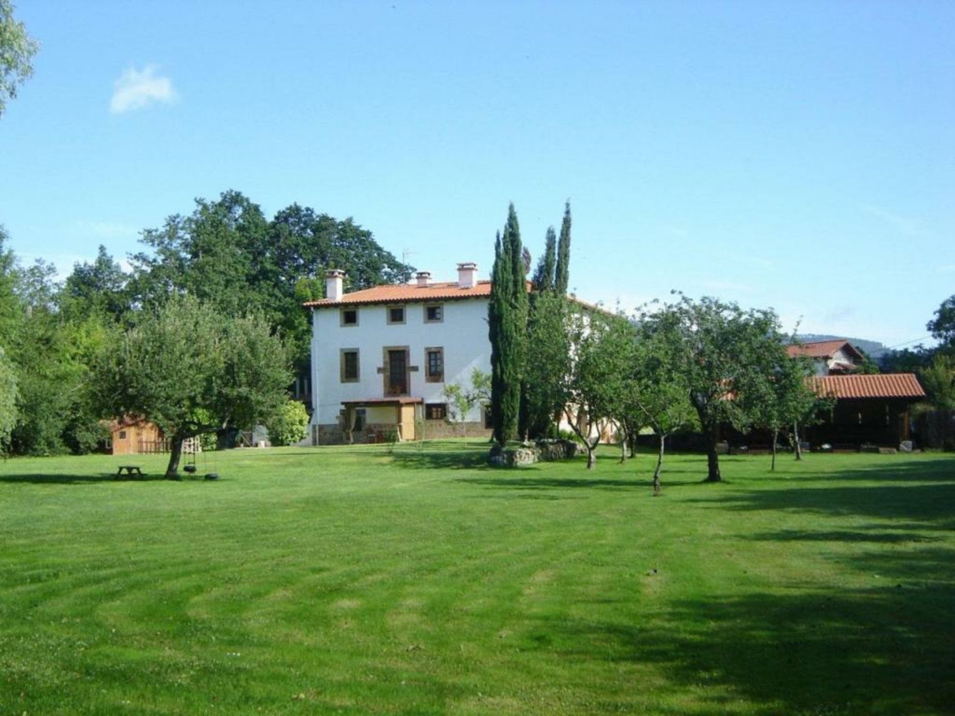 Casona de San Pantaleón de Aras