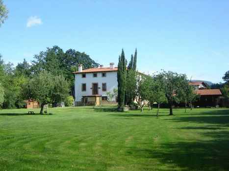 Casona de San Pantaleón de Aras