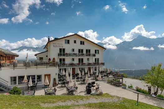 Berghotel Tgantieni