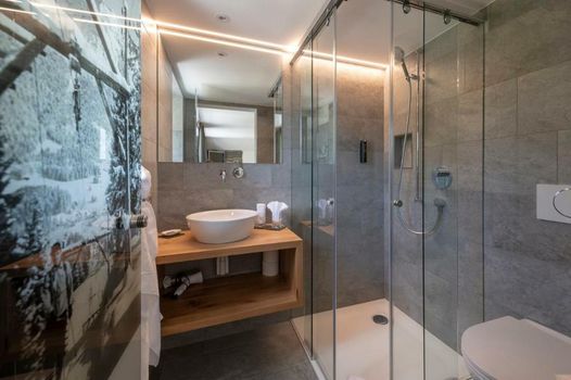 Berghotel Tgantieni