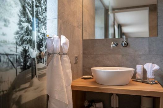 Berghotel Tgantieni